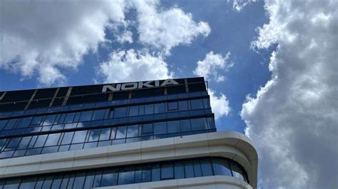 Nokia profits fall as clients particularly in North America shun investments
